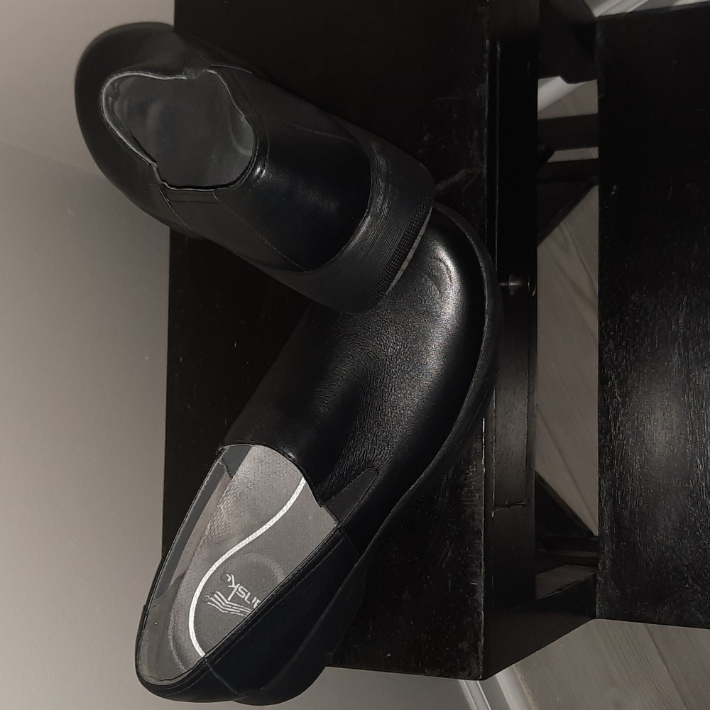 Black Dansko Shoes